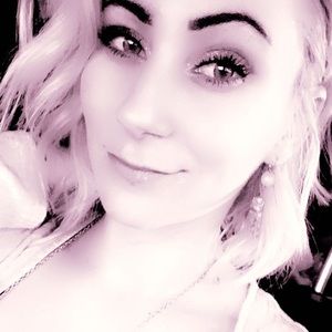 Meet your Posher, Mandy